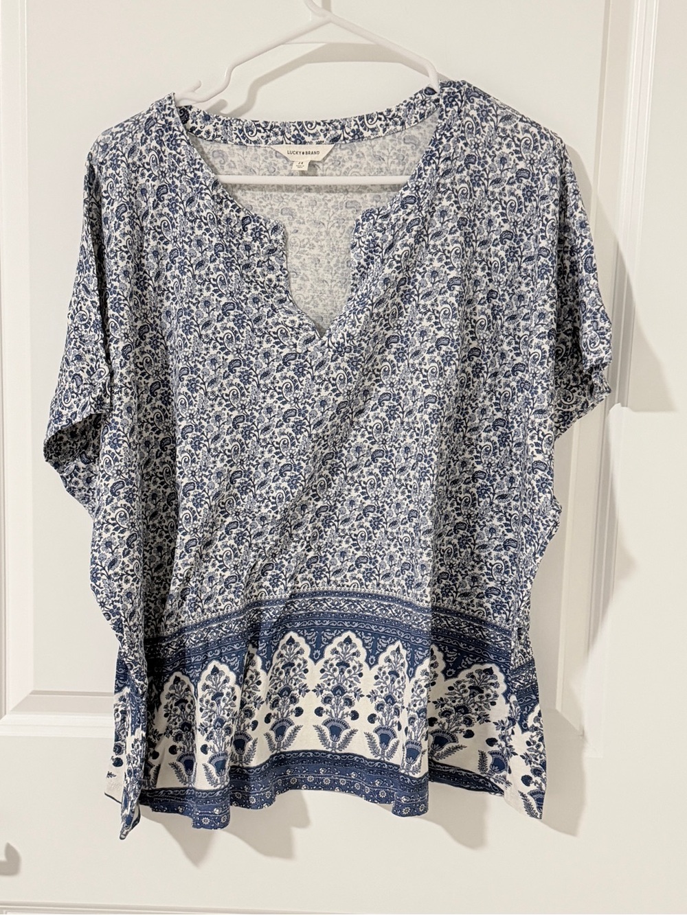 Lucky Brand 2X Blue Paisley Print V-Neck Tunic Top NWOT PTP 26" Boho Chic